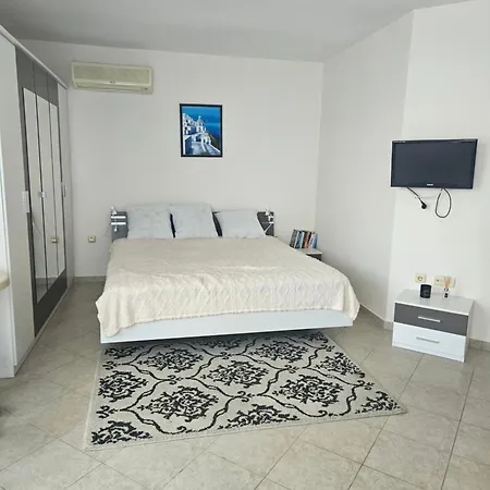 Studio De Lux Слънчев бряг